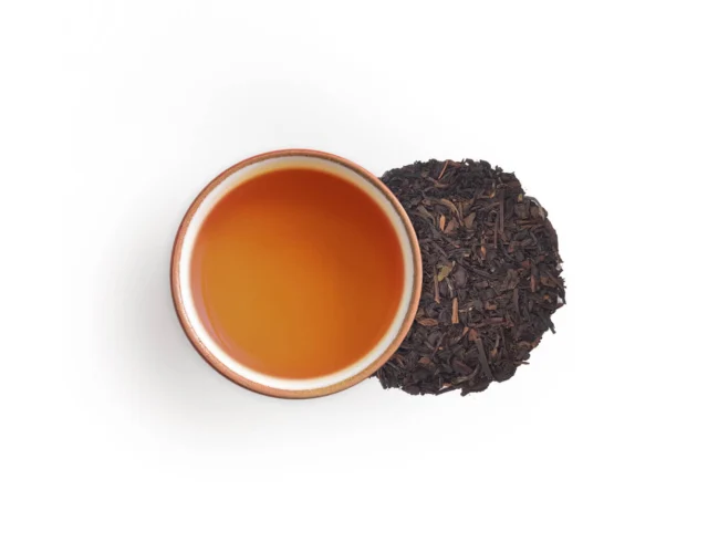 🌿 Tee des Monats Juni -10% : Formosa Oolong Mischung 🍵✨Sanft. Ausgewogen. Entspannend.Ein halboxidierter Oolong mit mildem, leicht blumigem Aroma – perfekt für lange Frühsommerabende.💤 Koffeinarm & abends ideal.👉 Jetzt entdecken & genießen!#TeeDesMonats #FormosaOolong #OolongLiebe #TeeFürDenAbend #TeeGenuss #SlowDown #TeeLust #Teeliebe #JägerTEE #TeeMoment #KoffeinarmGenießen #Abendtee #JuniTee #Genussmomente